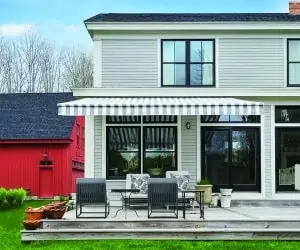 7700_ltgrayhouse_wbarn_Sinauer 7700_ltgrayhouse_wbarn_Sinauer